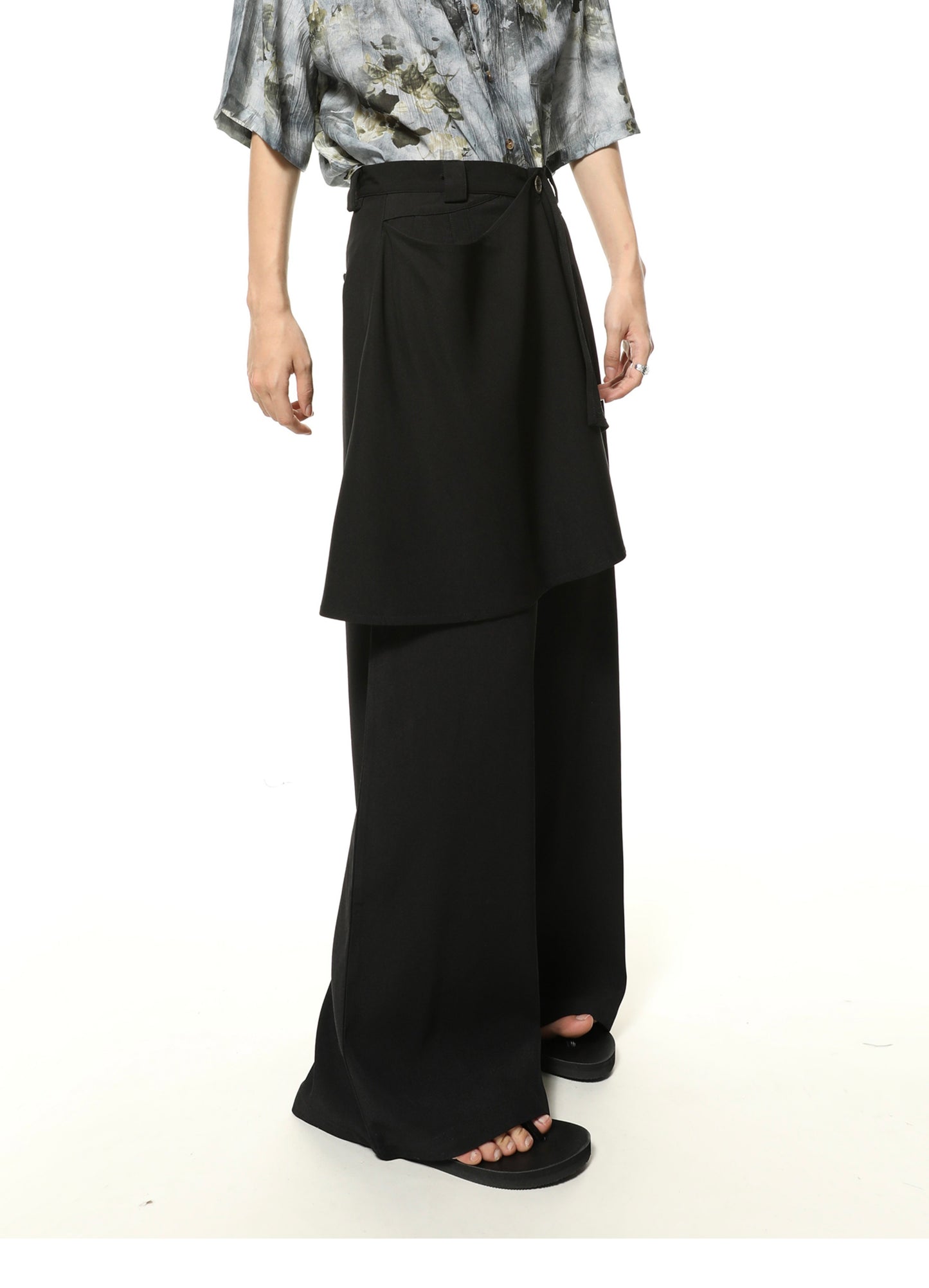Ruffle design multi-button casual wide pants