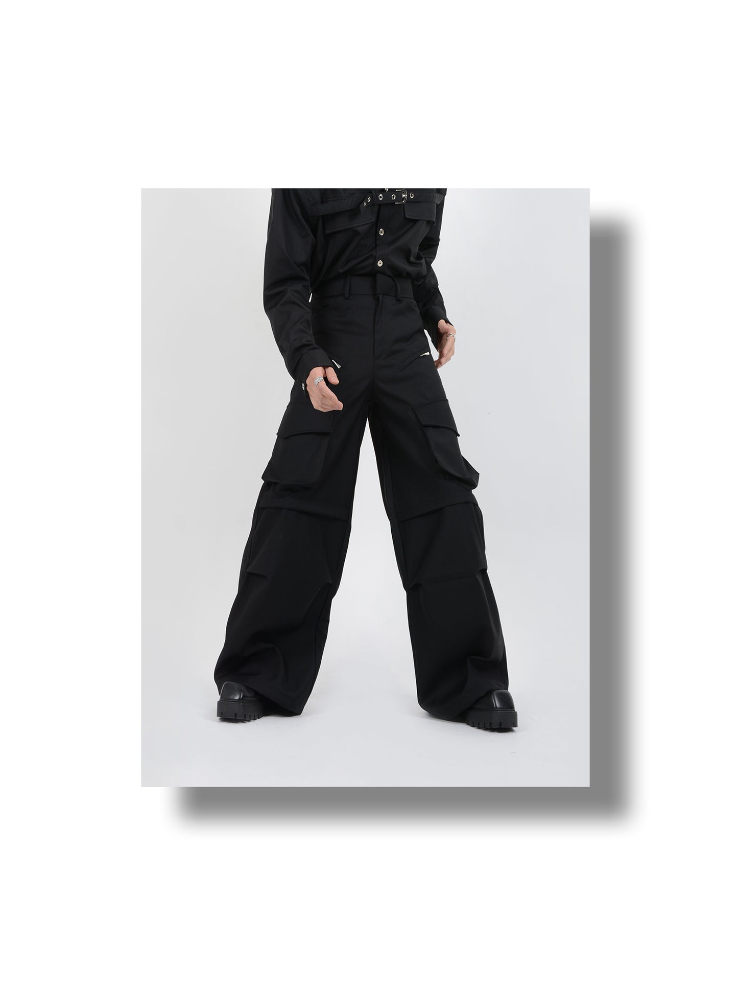 Loose straight multi-pocket casual pants