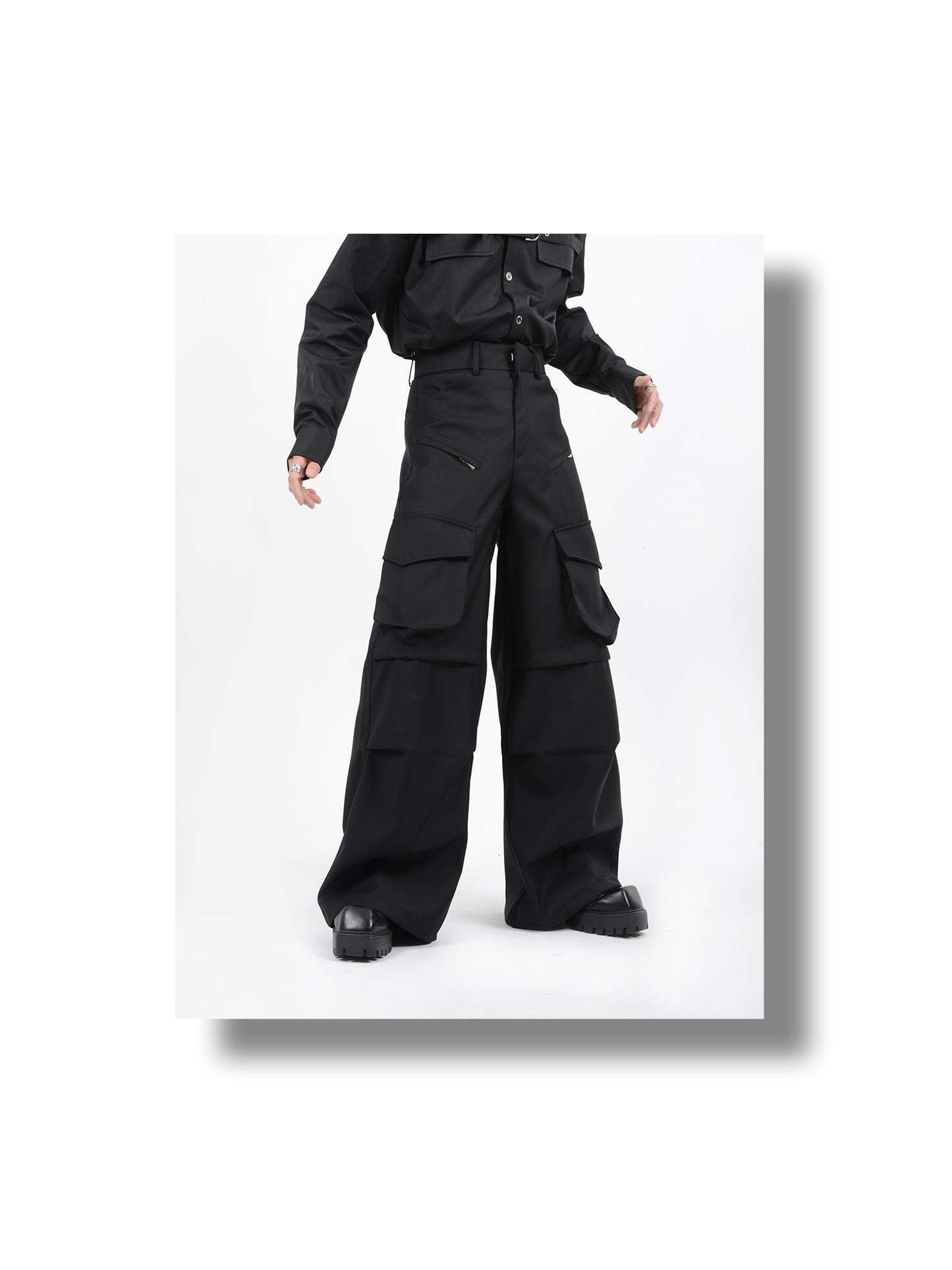 Loose straight multi-pocket casual pants