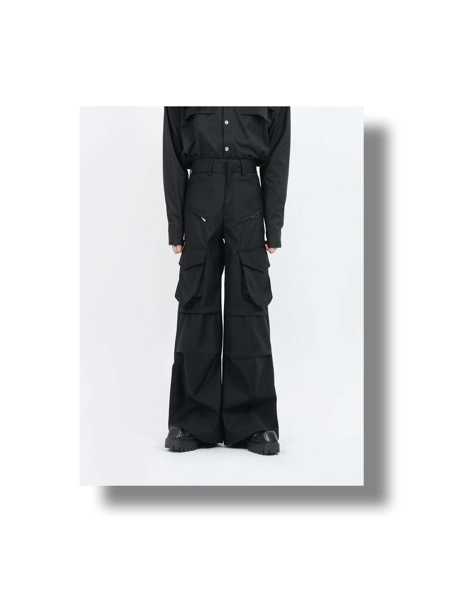 Loose straight multi-pocket casual pants
