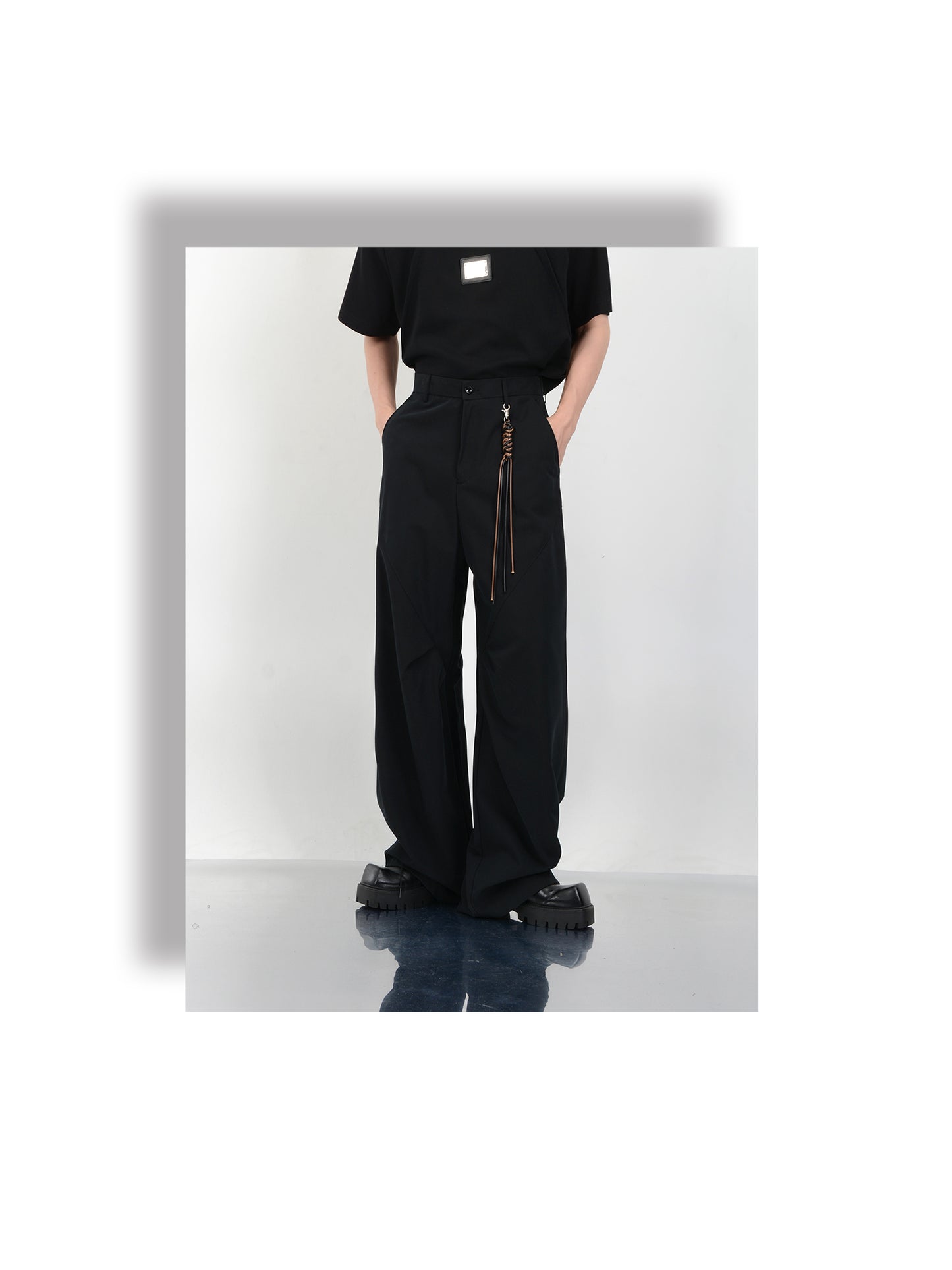 Clean-fit pleated wide-leg casual pants