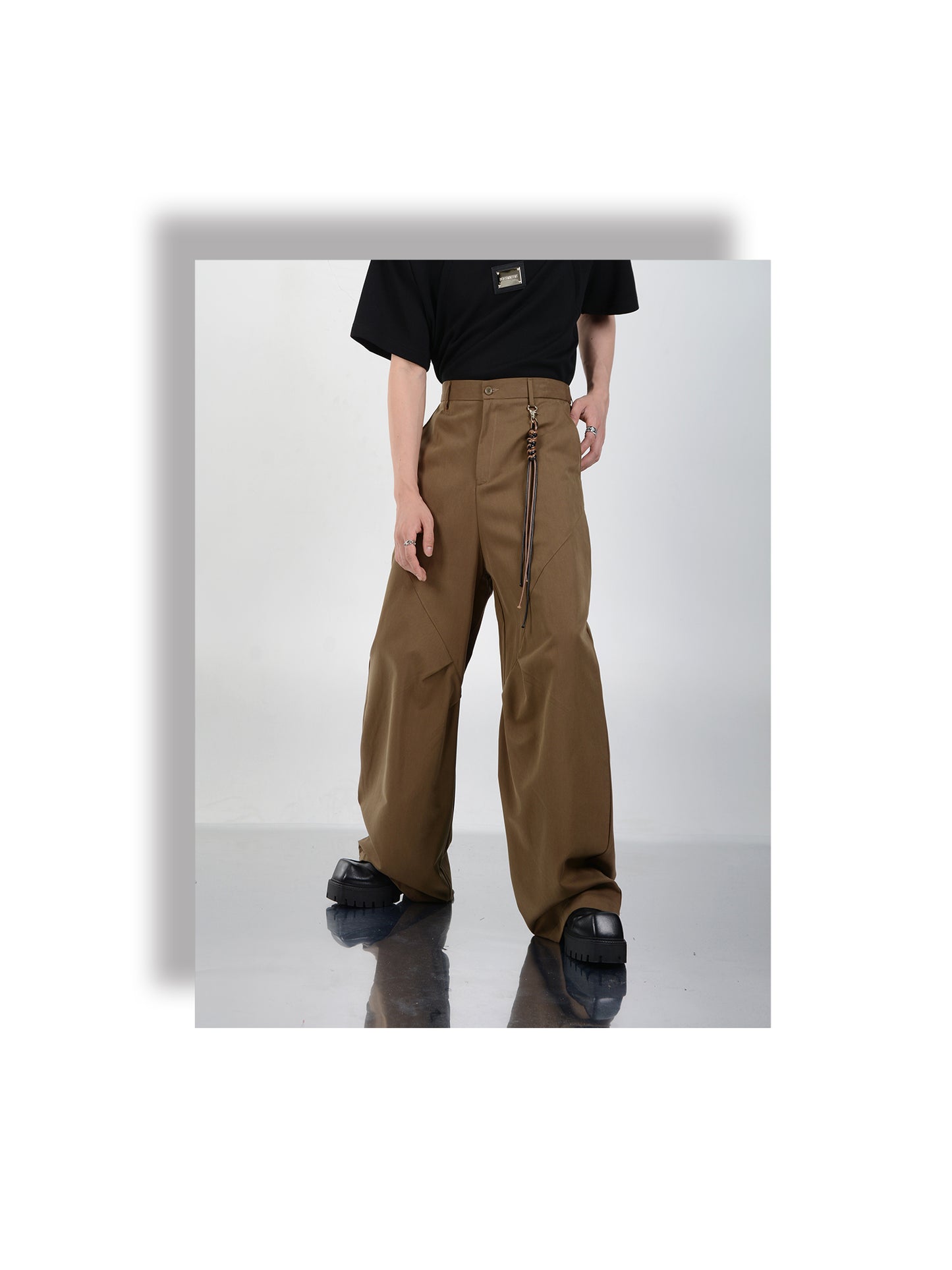 Clean-fit pleated wide-leg casual pants